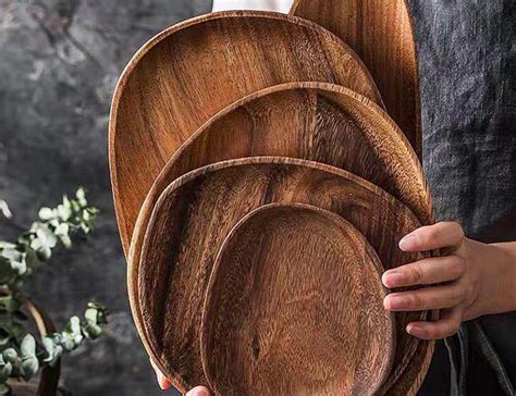 These eclectic wooden dinner plates are unique yet stunning