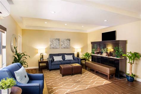 Our Amenities | Comfort Inn Gaslamp Convention Center