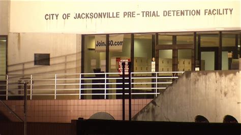 Inmate, 29, dies at Duval County jail