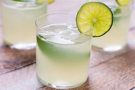 How to Make Agua de Limon - Thrift and Spice