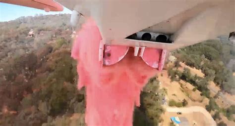 CAL FIRE attaches video camera to air tanker - Fire Aviation