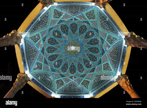 Tomb of Hafez - Shiraz, Iran Stock Photo - Alamy