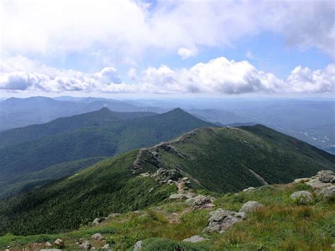 Spring Hikes: Hike the Franconia Ridge Loop, New Hampshire | Backpackers.com