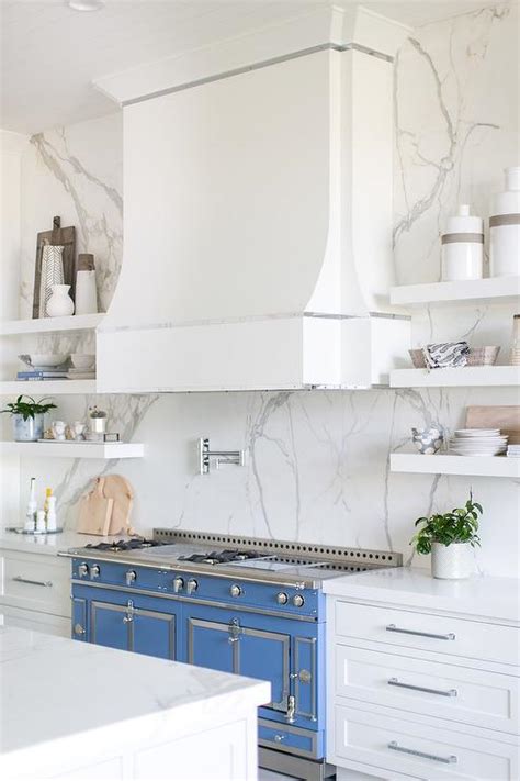 Marble Slab Backsplash / Spotlight On Kitchen Backsplash Trends ...