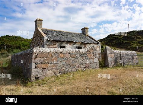 Tarbet scotland hi-res stock photography and images - Alamy