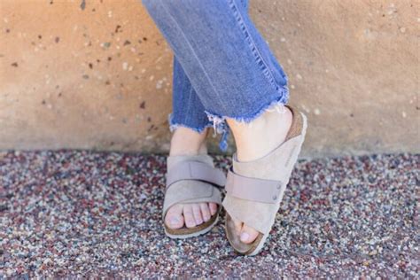 The Birkenstock Slide Sandals That Are Unexpectedly Good - The Mom Edit