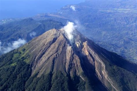 Misteri menuju puncak sejati, Gunung Raung di jawa timur - JDlines.com