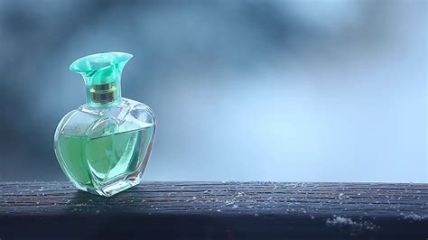 Perfume Image Hd (#1469445) - HD Wallpaper & Backgrounds Download