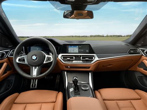 2025 BMW 4-Series: 82 Interior Photos | U.S. News