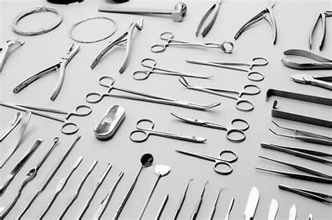 A Guide to CNC Machining for the Medical Industry - Runsom Precision