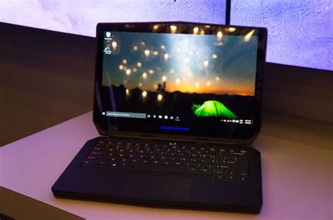 CES 2016: Alienware Unveils World's First OLED Gaming Laptop - IGN