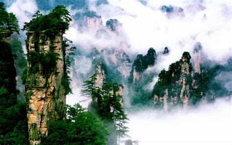 One For The Road: "Mist and Mountains" : Wulingyuan, China