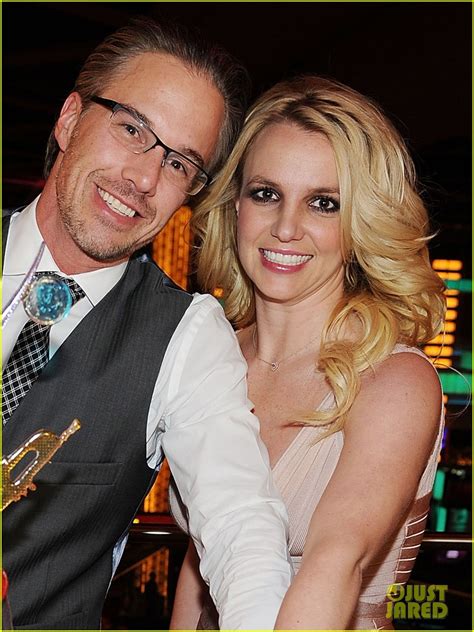 Photo: britney spears engagement ring 06 | Photo 2610602 | Just Jared: Entertainment News