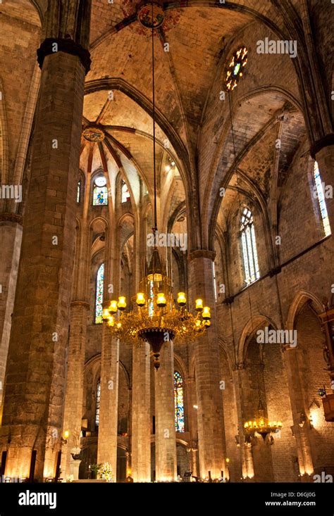 The Interior of the Gothic Church Santa Maria del Mar in Barcelona Stock Photo - Alamy