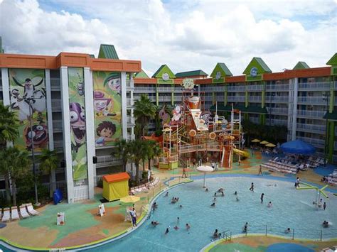 Orlando With Kids:Nickelodeon Suites Resort