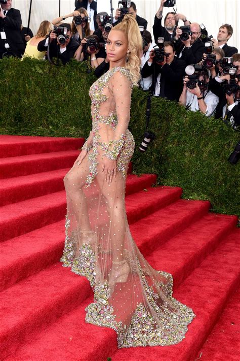 127 of Beyoncé's Most Memorable Fashion Moments | Vestidos, Beyoncé ...