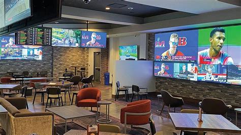 Oneida Casino in Green Bay officially opens first permanent sportsbook ...