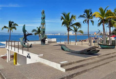 Visit Puerto Vallarta | Malecon | Old Town | Snorkel | Tours | Hotels | Dophin