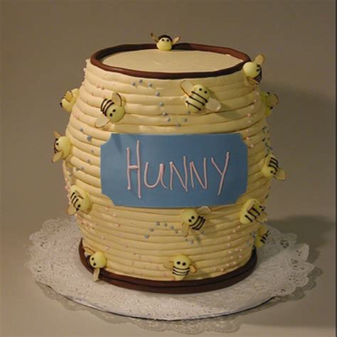 Honey pot cake - Winnie the Pooh | Pooh Party/Baby Shower Ideas (Food) | Pinterest | The o'jays ...