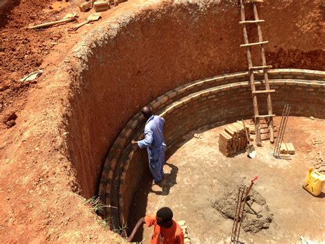 These guys love their work tank construction | Work tank, Natural ...