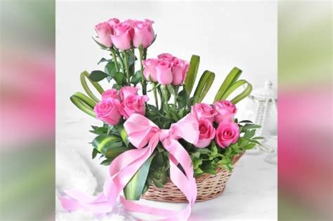 Buy Pink Roses arrangement Online and get it delivered for free | Hyderabad