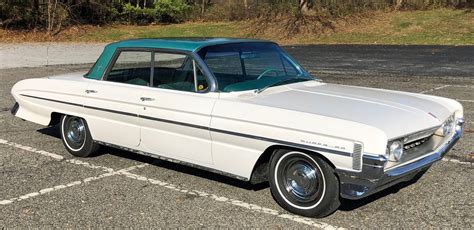 1961 Oldsmobile Super 88 | Connors Motorcar Company