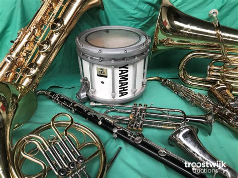 Ex US Army musical instruments - Online veiling - Troostwijk