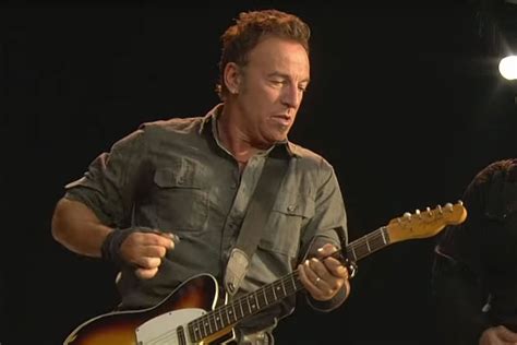 Bruce Springsteen Posts Complete 2009 Hyde Park Concert on YouTube ...