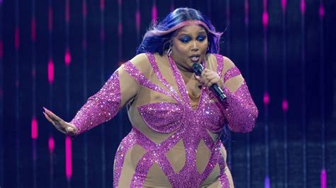 Lizzo taking over from Yeah Yeah Yeahs on 'SNL' | CNN