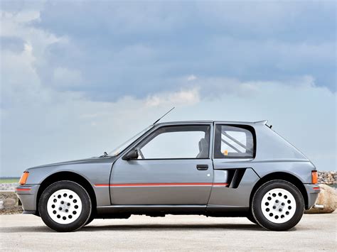 PEUGEOT 205 T16 Specs & Photos - 1984, 1985 - autoevolution