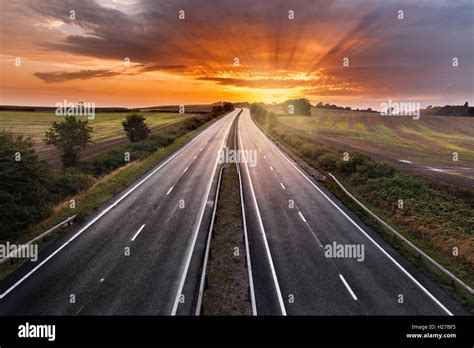 Empty motorway non uk hi-res stock photography and images - Alamy