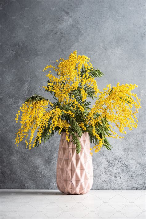 Yellow Mimosa Flowers Bouquet | Mimosa flower, Early spring flowers ...