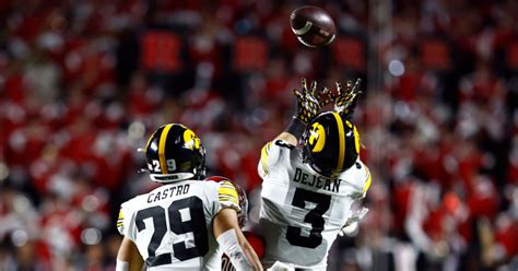 Previewing Michigan vs. Iowa with a Hawkeyes insider