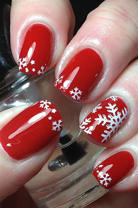 11 Best Christmas Nail Art Design Ideas 2017 - Easy Holiday Nails