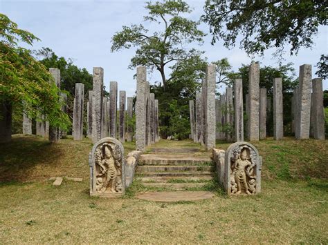 Anuradhapura - Ruins; Guard Stones (1) | Anuradhapura | Pictures | Sri Lanka in Global-Geography