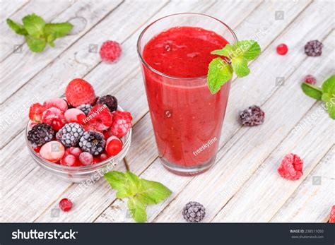 Frozen Summer Berries Smoothie Mint Stock Photo 238511050 | Shutterstock