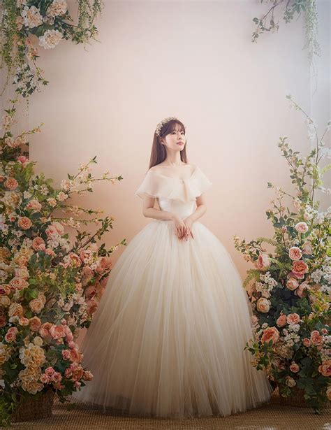 KOREAN WEDDING C-024 MARRIED STUDIO : korea wedding pledge Fairy Tale Wedding Dress, Spring ...