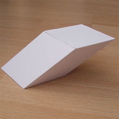 oblique rectangular prism Paper Art, Paper Crafts, Cardboard Sculpture ...