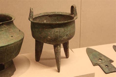 Middle Shang Bronze Tripod Ding | Shaanxi Provincial Museum,… | Flickr