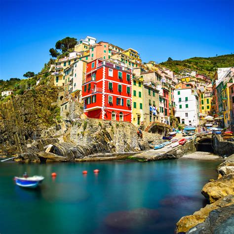 RIOMAGGIORE Italy - Vacanze tra mare, sentieri ed outdoor a Riomaggiore | Cinque Terre Outdoor