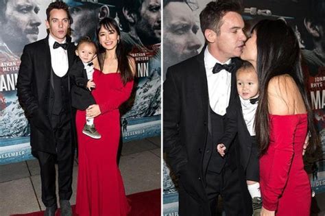 Jonathan Rhys Meyers and his baby son Wolf wear matching tuxedos at ...