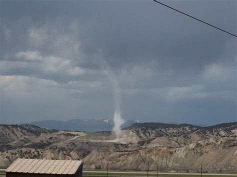 Gustnado spotted against mountain backdrop in Eagle | 9news.com