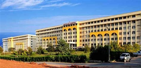 Geetanjali Medical College Udaipur 2025-26: Cutoff, Fees, Admission, Courses, Intake