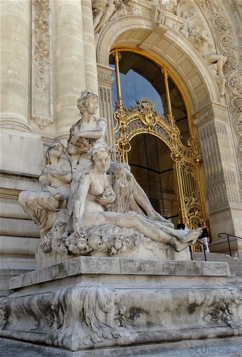 Photo Images Of The Petit Palais In Paris - Image 14