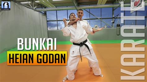 Heian Godan Bunkai - Karate - YouTube