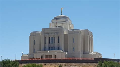 Meridian Idaho Temple Construction Photographs | Mormon temples, Lds ...