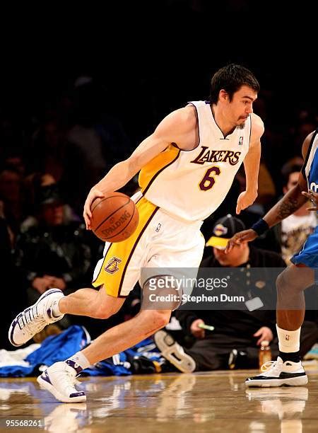 Adam Morrison Lakers Photos and Premium High Res Pictures - Getty Images