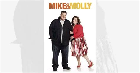 Mike & Molly (2010) mistakes