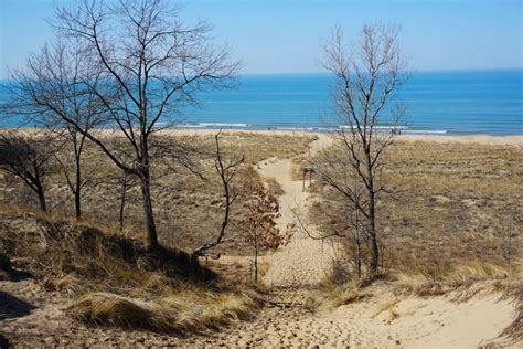 5 Incredible Indiana Dunes Trails - An Apple a Plane