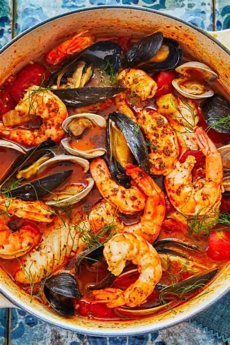 Cioppino (Seafood Stew) | The Mediterranean Dish